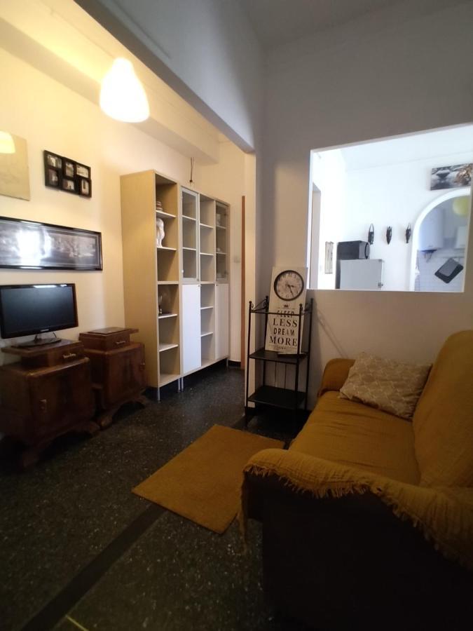 Trilocale Cecilia'S Studio Генуя Екстер'єр фото