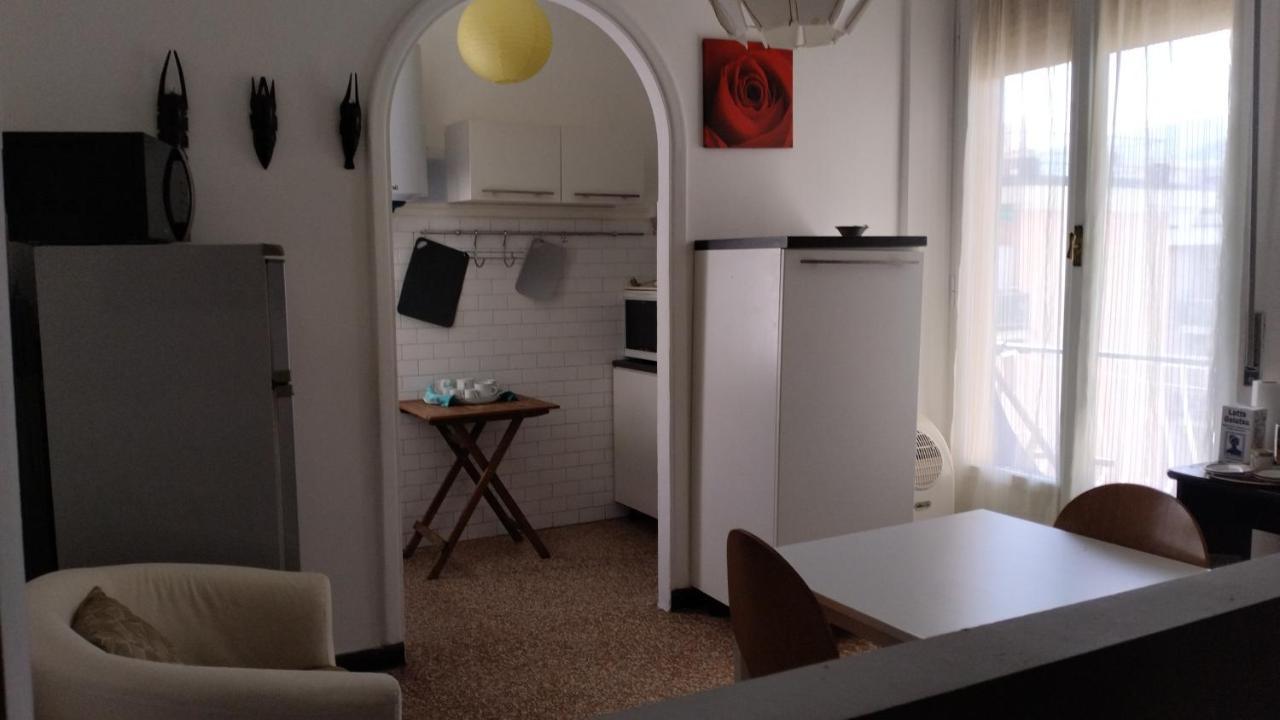 Trilocale Cecilia'S Studio Генуя Екстер'єр фото